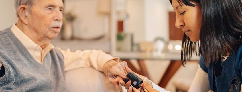ipertensione anziani ruolo badante aes domicilio
