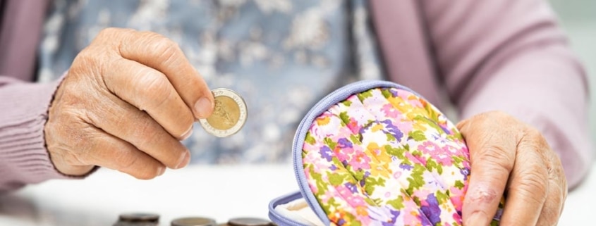 Anziani badanti gestire patrimonio